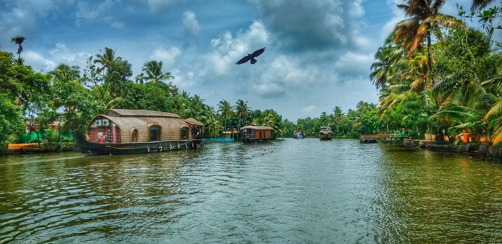 sky tours alleppy